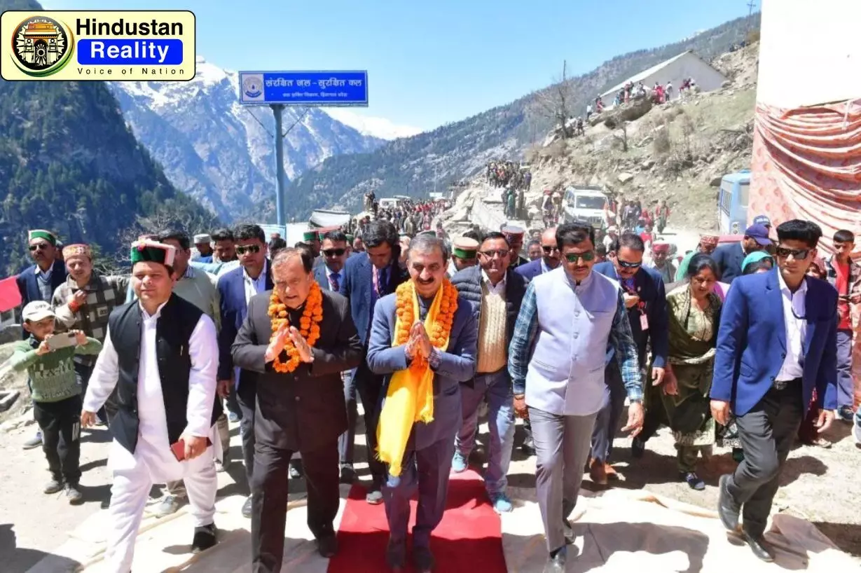 पांगी में सीएम सुक्खू का पारंपरिक स्वागत पांगी में सीएम सुक्खू का पारंपरिक स्वागत